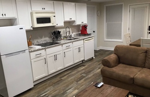 Dawsonville Apartment | Fairy Garden (2 Bedroom Basement Apartment)