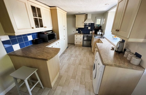 Nettlestone Cottage | Fairy Hill Cottage