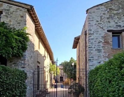 Monte Vibiano Vecchio Apartment | Fairytale apartment in 12th century castle - Umbria
