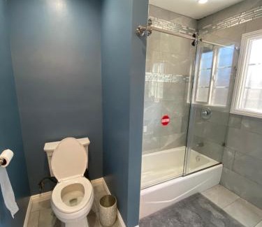 Los Angeles House | Faith House