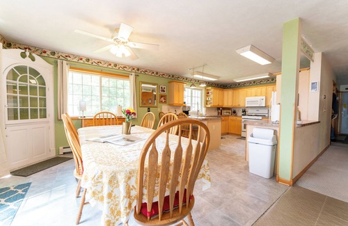 Kalkaska House | Fall colors at the Barnhouse! - 6BR Lakefront!nSunsets, Golfing and Fishing.
