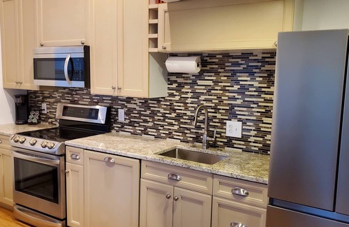 Thayerville Condo | Fall Fun at our Centrally Located Lake View Condo that sleeps 6!