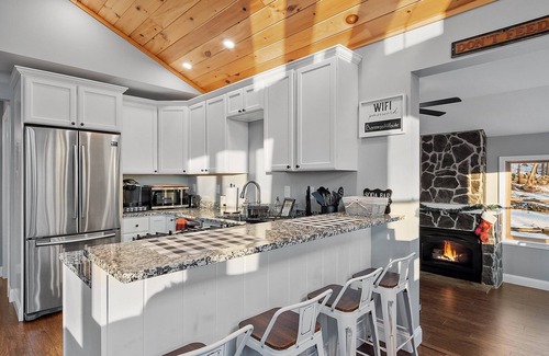 Hartford House | Fall fun in Oxford Hills