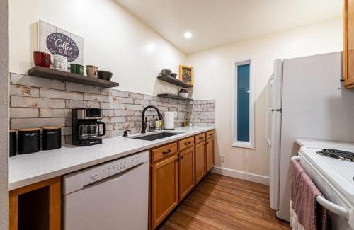 Lafayette House | Fall Getaway in Cozy 2BR near Old Town Lafayette