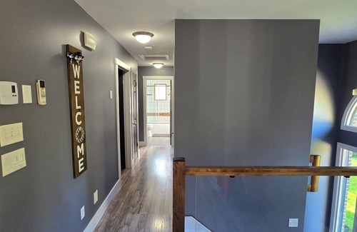Fall River House | Fall River HavennEntire floor just for you, full kitchen and bathroom.