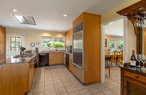 Graton House | Fallen Tree Ranch ~ 3 Acres in Wine Country, Pool, Hot Tub, Sauna