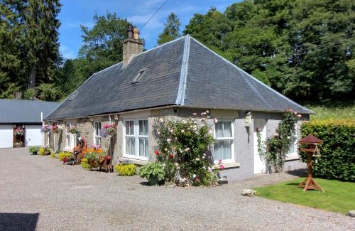 Glenlivet House | Falls Cottage