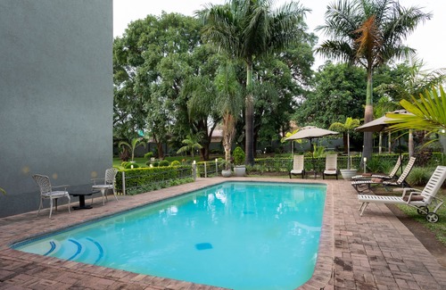 Cathedral Hill Apartment | Fallsway Apartments Burley Court
