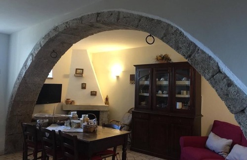 Santo Stefano di Sessanio Bed & Breakfast | Family Housing Residence La Torre
