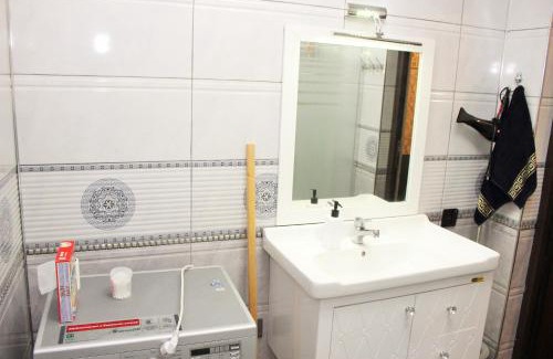 Ganja House | Famili home