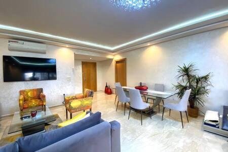Racine Apartment | Familial Boulevard D Anfa - By AppartAli