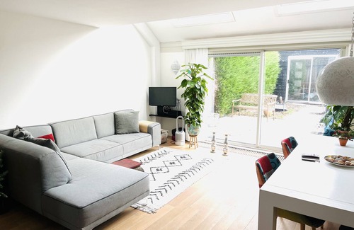 Municipality of Heiloo House | Familie Huis met 4 Slaapkamers en Private Gym. Slechts 7 km van het Strand