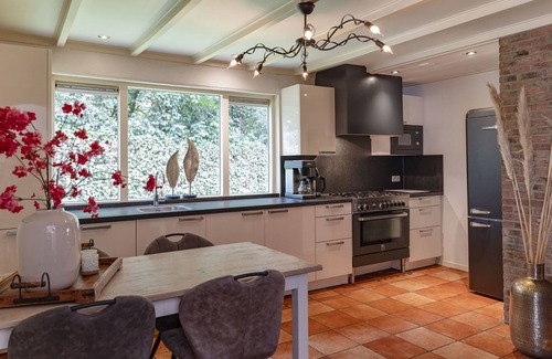 Losser House | Familieboerderij by Interhome