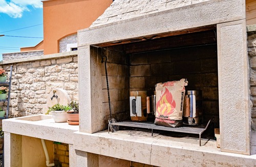 Krnica Villa | Familienferienhaus mit Schwimmbad, Sauna & Spielzimmer in Istrien, pet Friendly