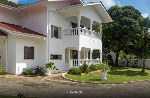 Bel Ombre Villa | Familienfreundliche Villa 5 Min. bis Strandlocal Host Bringt Kultur Näher