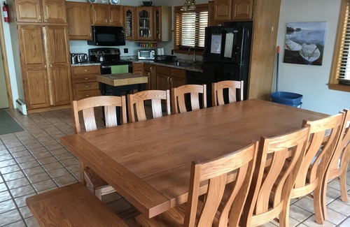 Harrison House | Families, Large Home-Sleeps18, Sandy Beach.