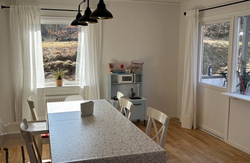 Alstermo House | Familjehus Villa Kunterbunt - Family-friendly vacation paradise in Småland