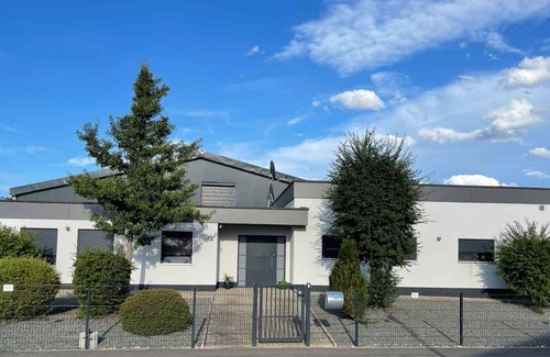 Neunkirchen a. Sand Apartment | Family apartment for up to 4 people with modern bedroom