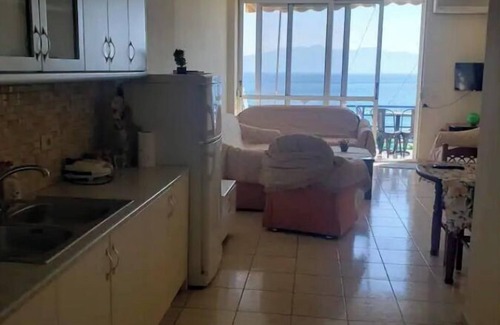 Sarande Apartment | Family apartment 1 by Hillside apartment TM