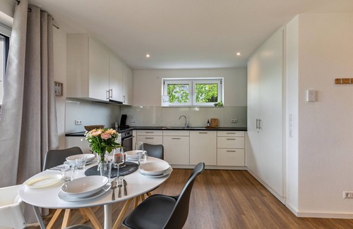 Deffingen Apartment | Family Apartment Fewo Parkside S3 | 8Min to Legoland | Balcony & Parking