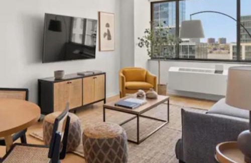 Lincoln Square Apartment | Family Apartment in Excellent Sector of New York