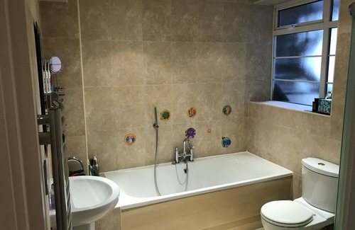 St. Johns Wood Hotel | Family Apartment in London for Xmas near Zoo