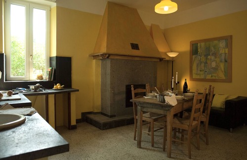 Collesanto Apartment | Family apartment with pool Il Peperino, Villa La Rogaia, Lago Trasimeno,