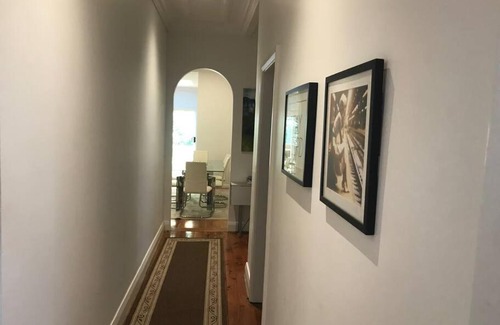 North Bondi House | Family Beach House - spacious w yard AC car space