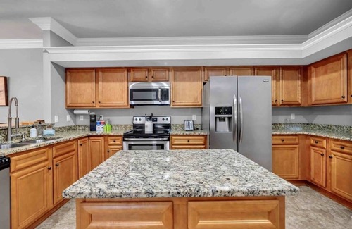 Fort Walton Beach House | Family Beach Getaway Spacious FWB 4-Bedroom House