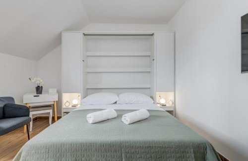 Split Apartment | Family Bliss Central Apartment