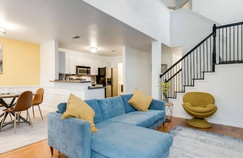 Euless House | Family Business Retreat King Bed Top Amenities