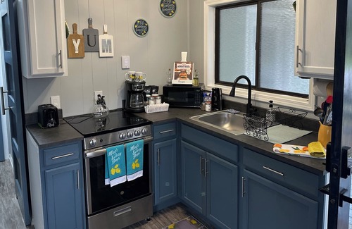 Pipestem Cabin | Family Cabin with Bunk Beds and Washer/Dryer across from Pipestem State Park