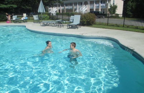 Kennebunkport Condo | Family condo for up to 4, lovingly managed by owner.