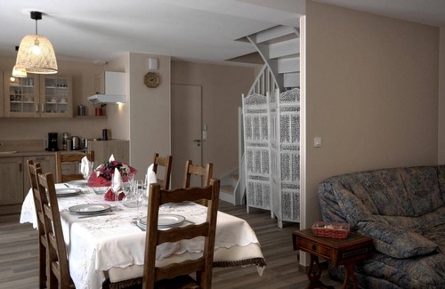 Montagney Cottage | Family cottage with terrace and parking, pets allowed