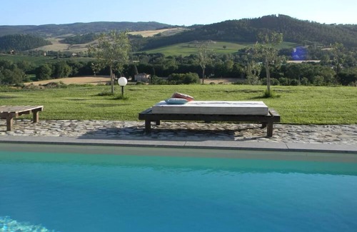 Todi House | Family Country House with garden and swimmingpool