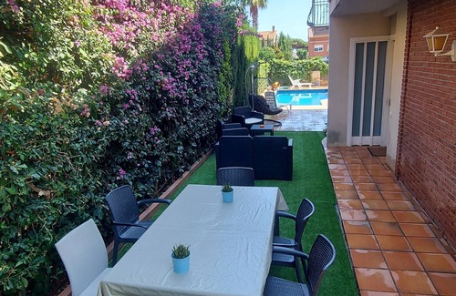 Sant Vicenc de Montalt House | FAMILY HOUSE WITH POOL VERY CLOSE TO THE BEACH