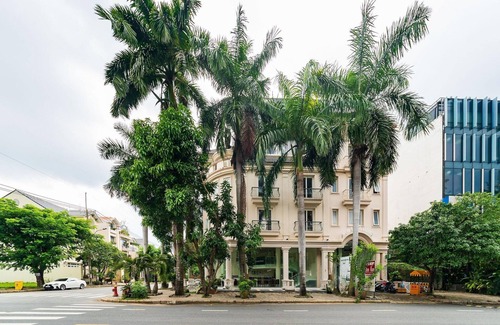 Phu My Hung House | Family Escape in Style | Bright & Cozy Near SECC