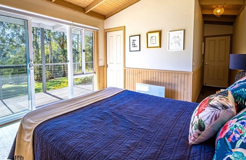 Johanna House | Family Escape to the hills
