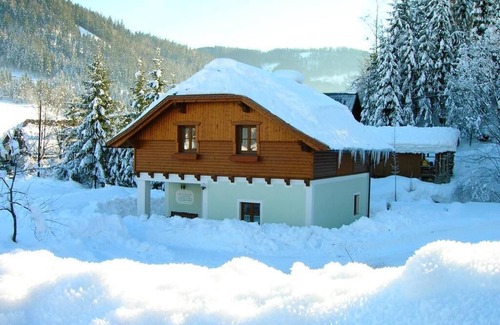 Goestling an der Ybbs Apartment | Family-friendly vacation home 120sqm with 3 sep. Bedrooms