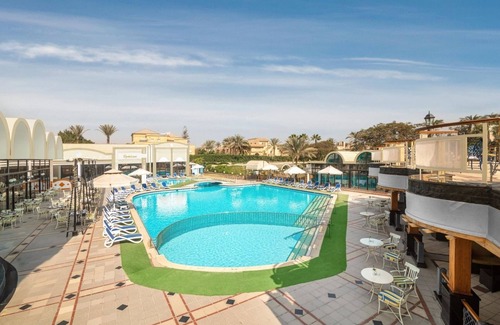 Wadi El Natrun Resort | Family-Friendly Resort Near the Pyramids: Poolside Fun & Local Flavor