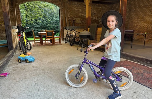 Janowice Wielkie House | Family-friendly holiday home with a large playroom and garden. Pet-friendly!