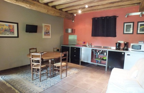 Etivey Bed & Breakfast | Family-Friendly 1BR w/Garden View + Hot Tub