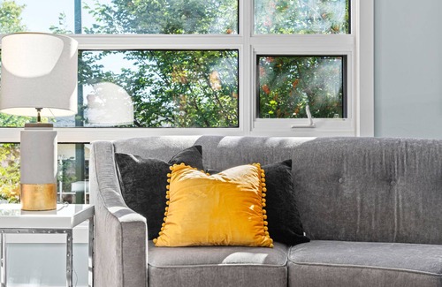 Bridgeland House | Family-friendly 2 bed/2bath with Stunning Rooftop Patio, BBQ, & Steam Shower!