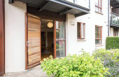 Dublin Apartment | Family-Friendly 2-Bed Apartment Opposite Santry Park – Close to Airport