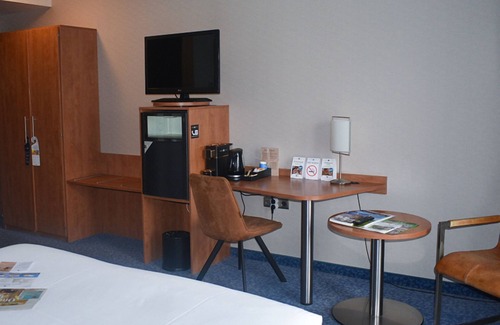 Made Hotel | Family-Friendly 2 Units in Made | Outdoor Fun & Local Dining Close By