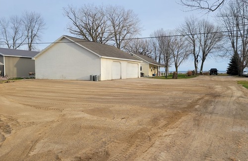 Oconto Cabin | Family friendly, 2Bedroom, Waterfront, 39min North of Green Bay & Lambeau field