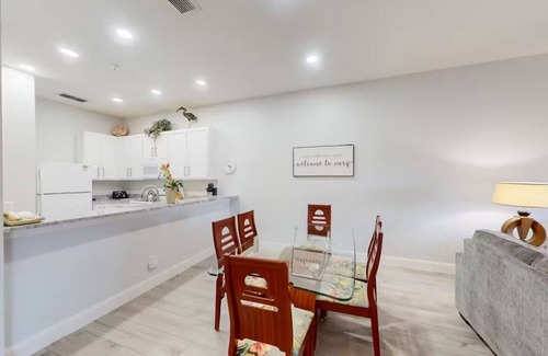 Bahama Bay Condo | Family-Friendly 2BR Condo Near Disney + Pools
