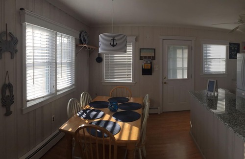 South Beach Haven House | >Family Friendly 3 bd 2 bth home S Beach Haven near beach and park