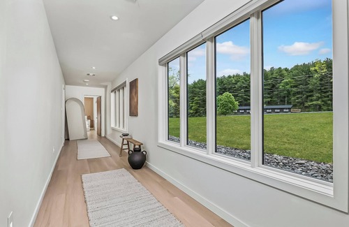 East Durham House | Family Friendly 3BR - Playground - Tennis Court