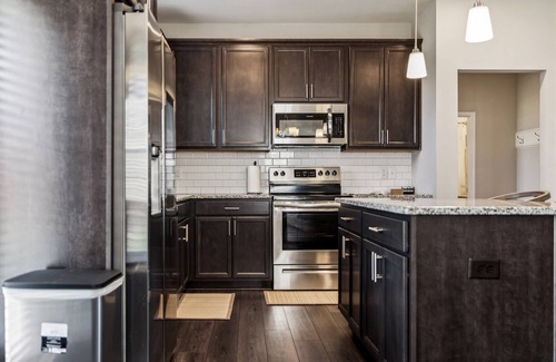 East Fayetteville House | Family-Friendly 4BR Home with BBQ & Free Parking